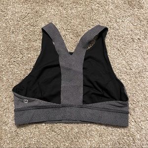 Lululemon high neck sports bra